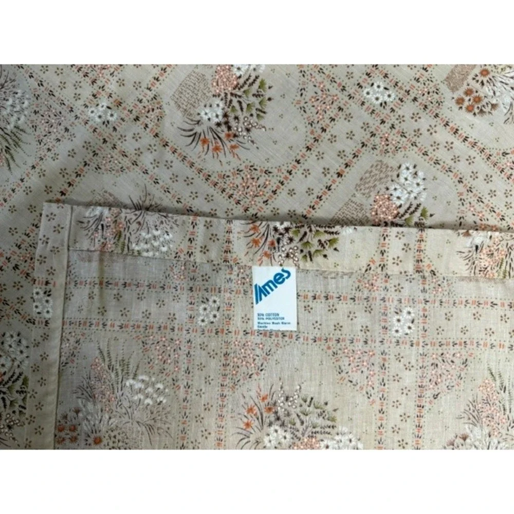 Vintage tan shower curtain baskets and flowers Ames